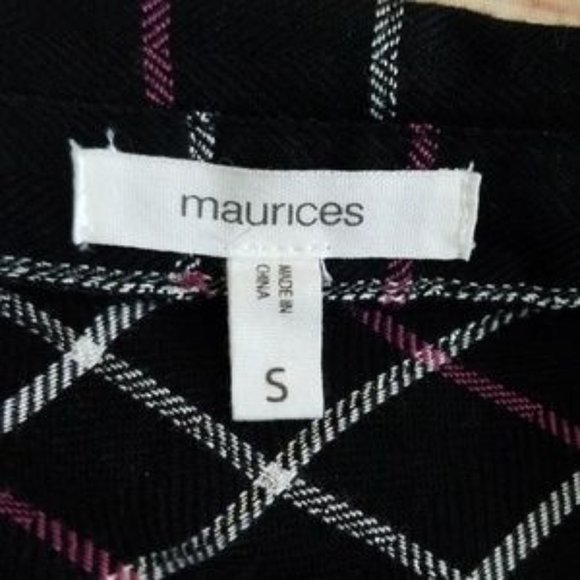 Like New Maurices Black plaid shirt with snaps - Picture 7 of 7